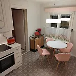 דירה 4b - Budget Boutique Boardinghouse *