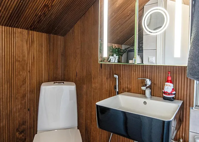 4b - Budget Boutique Boardinghouse