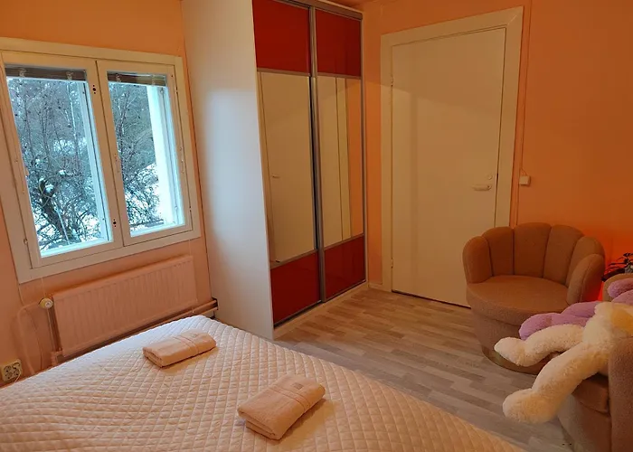 4b - Budget Boutique Boardinghouse Апартаменты Хельсинки