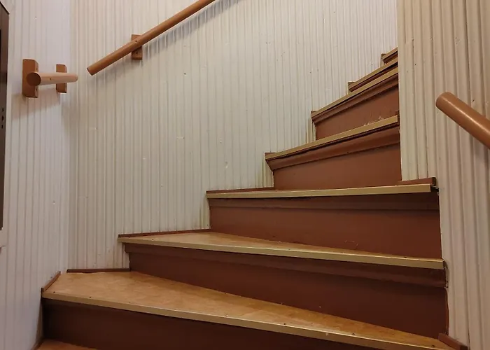 4b - Budget Boutique Boardinghouse *