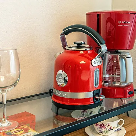 4b - Budget Boutique Boardinghouse *